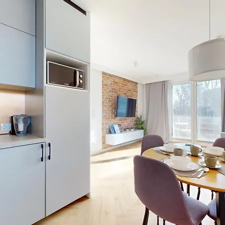 Rent40 Aura 2 Old Town