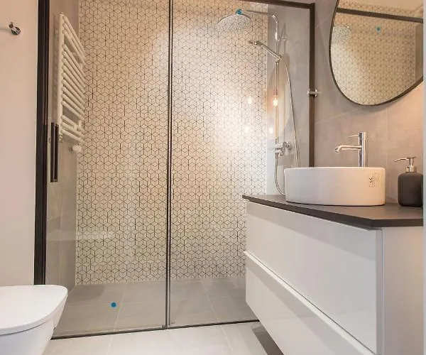 Rent40 Aura 2 Old Town *