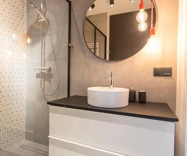 Rent40 Aura 2 Old Town *