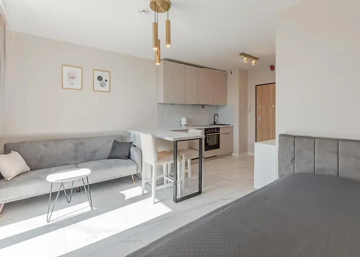 Rent40 Aura 2 Old Town